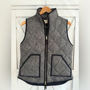 J. CREW Women’s Vest. EUC. Size small.